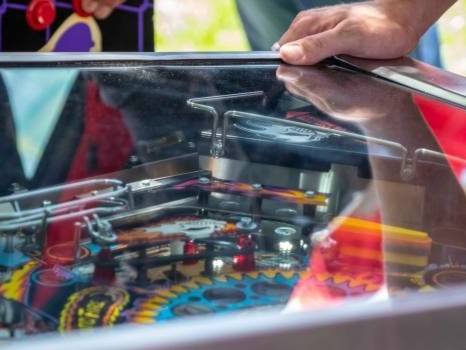 Le flipper, un classique indémodable de l'espace jeux, toujours très populaire