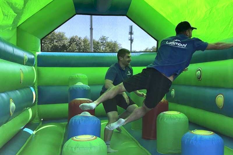 Chateau gonflable interactif