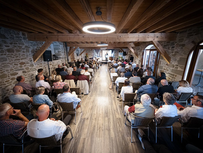 Clos du Chateau salle conférence