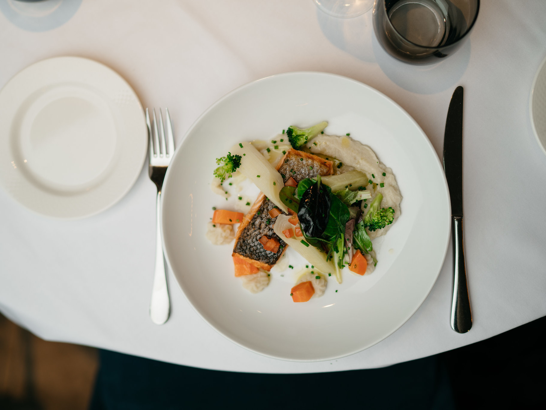Everness hotel et resort plat