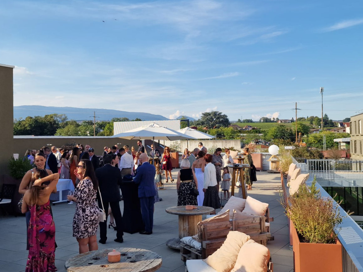 Afterwork hotel rooftop vue jura